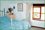 Take a tour of the cottage, click here to view our image slide show.